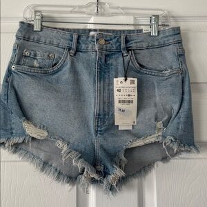 ZARA NWT High Rise Distressed Denim Cutoff Shorts - Size 10
